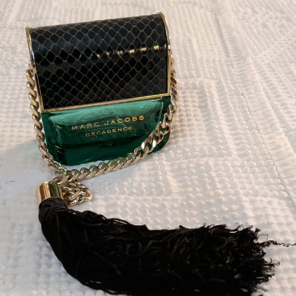 Marc Jacobs Other - Empty/Marc Jacobs Emerald and Green Bottle With Gold Chain